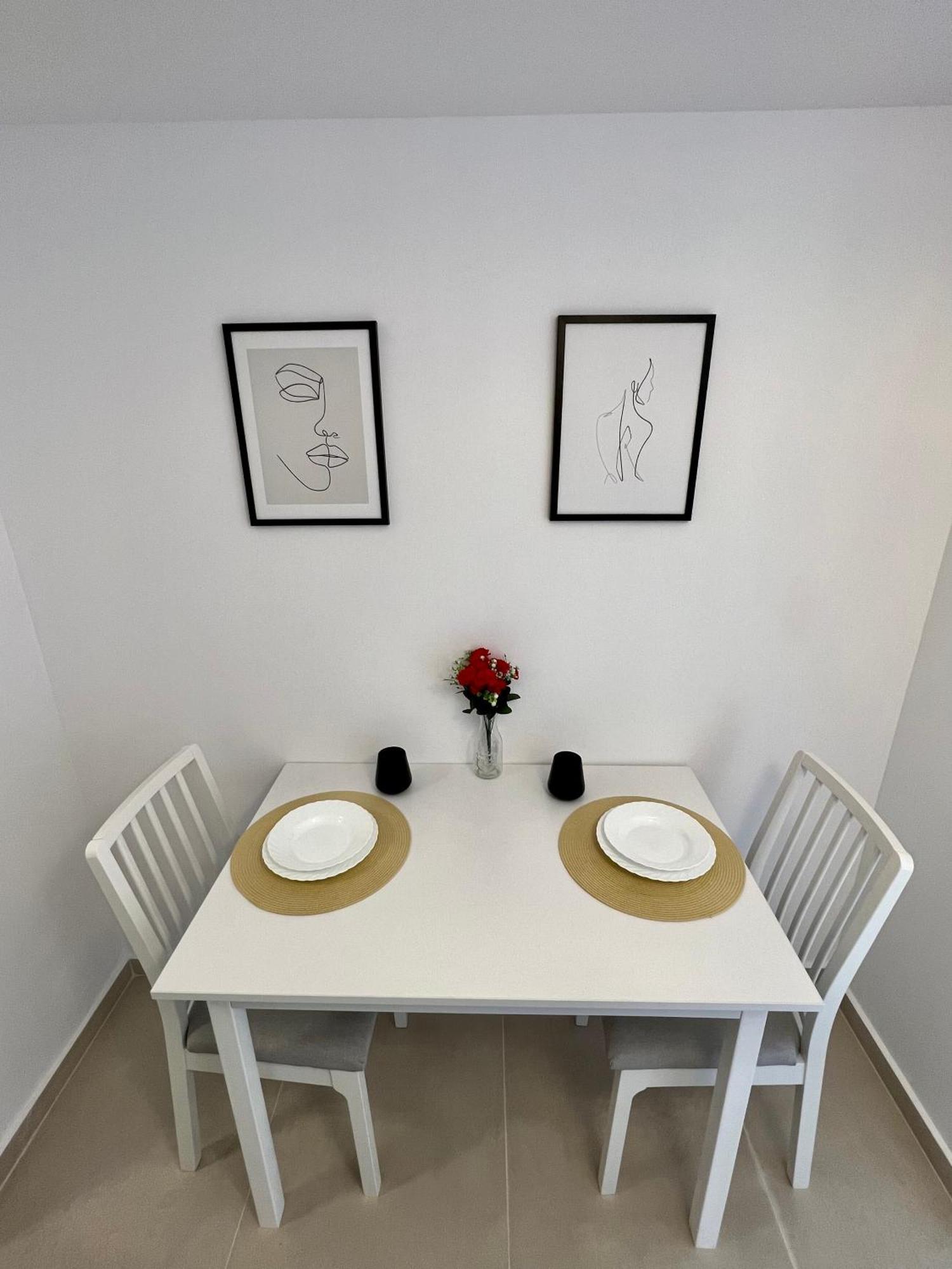 Modern Apartment In Temešvár Exteriér fotografie